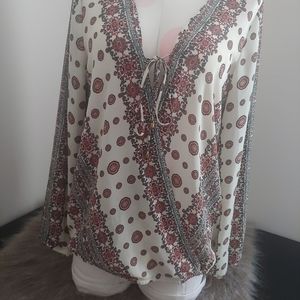 AB Studio | white pretty pattern boho wrap tie front blouse large